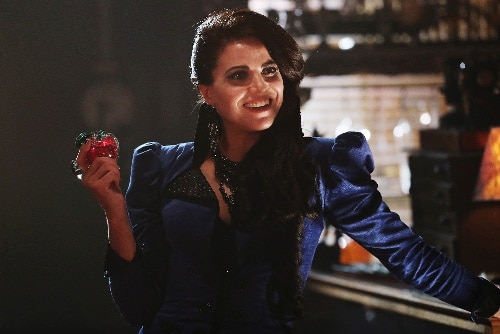 2-OUAT-6.4-EvilQueen.jpg