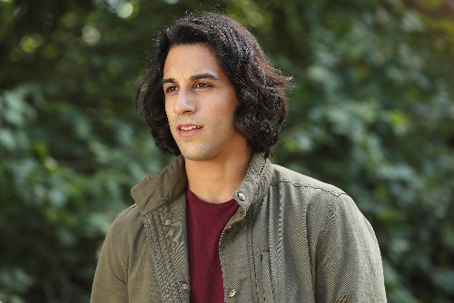 3-OUAT-6.6-Aladdin.jpg