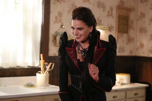 7-OUAT-6.5-EvilQueen.jpg