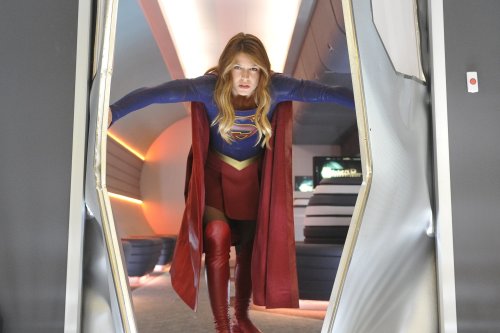 supergirl-2015-3.jpg.pagespeed.ce.cCxAodEQ_q.jpg