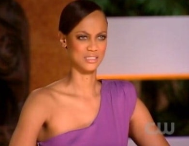 tyra-angeleaclubwalk.jpg
