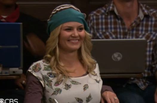 zoey-hats3-himym-canningrandy.jpg