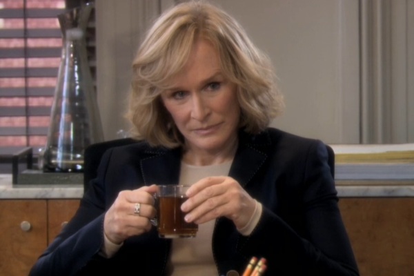 Glenn Close, Damages