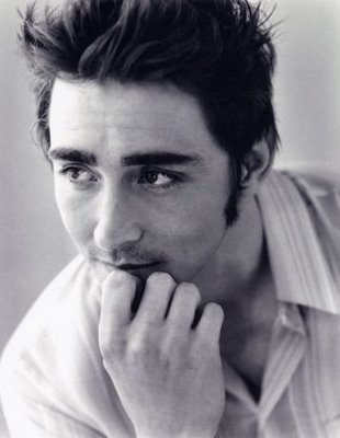 Lee Pace (Pushing Daisies)
