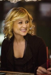 Jessica Capshaw Inks 'Grey's Anatomy' Contract