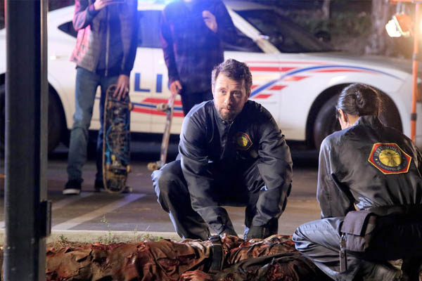 Hodgins Gets Paralyzed, Bones