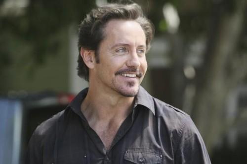 #57 Charles Mesure, Desperate Housewives and V