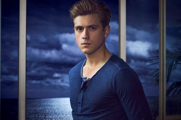 Aaron Tveit, Graceland