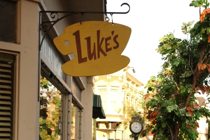 Top 15 Places to Eat on TV: #3 Luke's Diner, 'Gilmore Girls'