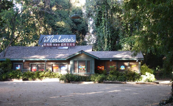 Top 15 Places to Eat on TV: #15 Merlotte's Bar and Grill, 'True Blood'