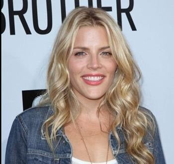 'Apartment 23' Casts Busy Philipps for 'Dawson's' Reunion, Mark-Paul Gosselaar, Frankie Muniz