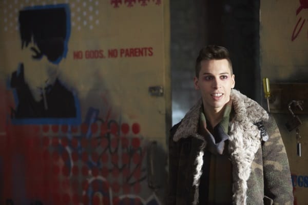 ‘Orphan Black’ Interview: Jordan Gavaris Teases Felix-Sarah Conflict