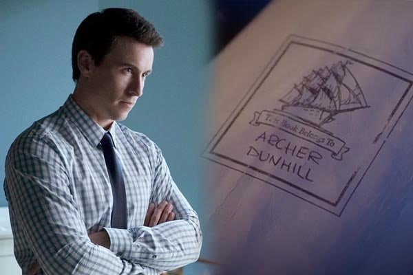‘Pretty Little Liars’ Theory: Is Elliot Rollins Actually Archer Dunhill?