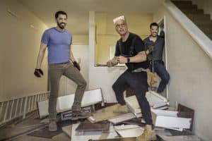Howie Mandel Helps Best Friend Remodel on “Celebrity IOU”