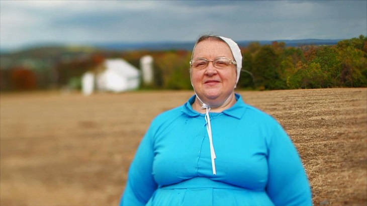 Mary Schmucker in Return to Amish