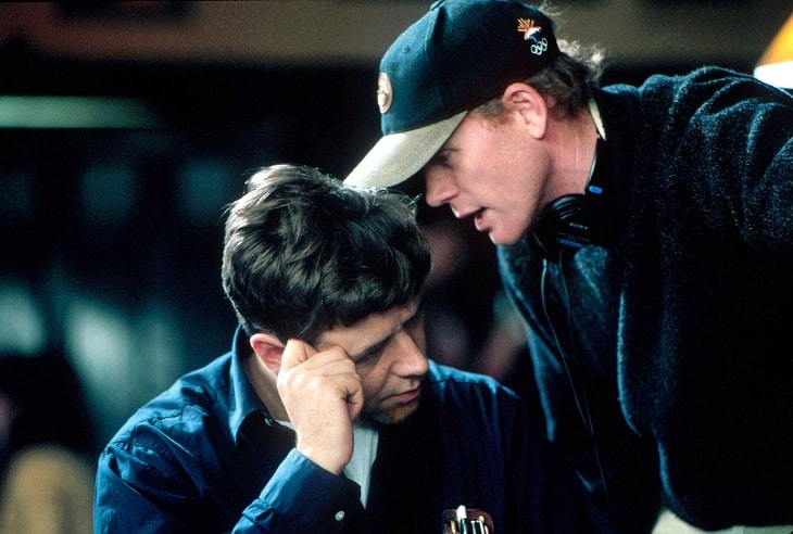 Ron Howard directing Russell Crowe in A Beautiful Mind (2001)