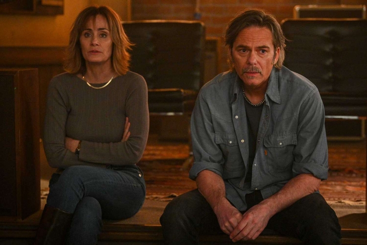 Diane Farr & Billy Burke in Fire Country