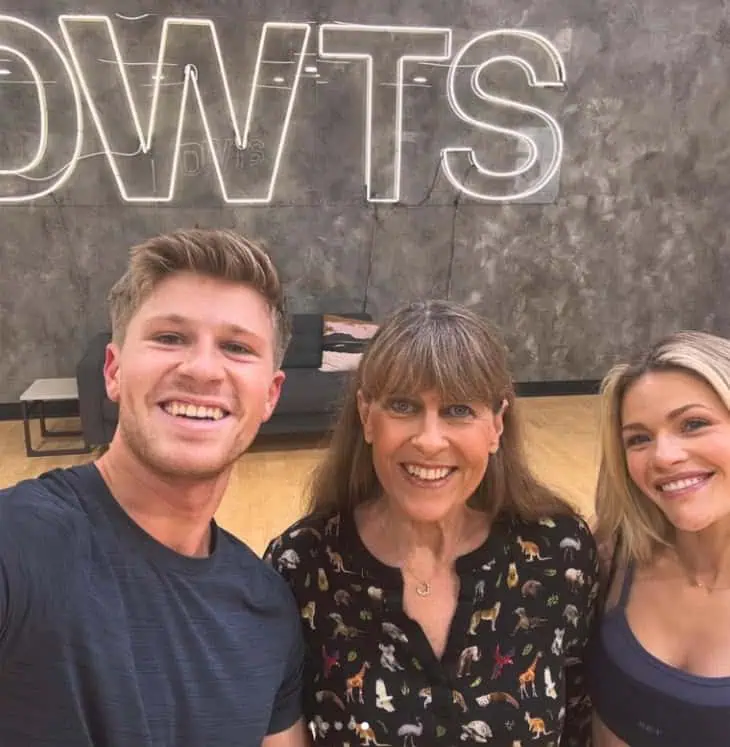 Robert Irwin with mom Terri and Witney Carson