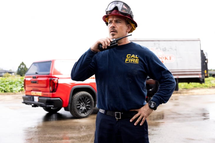 Fire Country S4E4 - Kevin Alejandro as Manny Perez