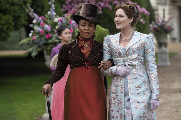 Bridgerton. (L to R) Adjoa Andoh as Lady Danbury, Ruth Gemmell as Lady Violet Bridgerton in episode 402 of Bridgerton
